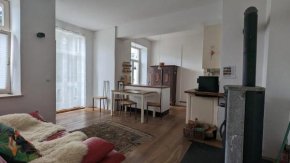 Terrassenwohnung in historischem Brauereigebäude mit Blick ins Grüne
